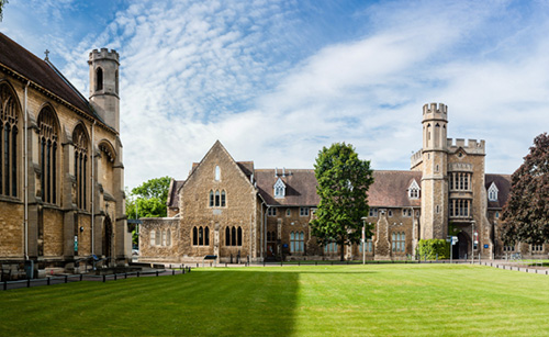 英国格鲁斯特大学 人力资源管理硕士